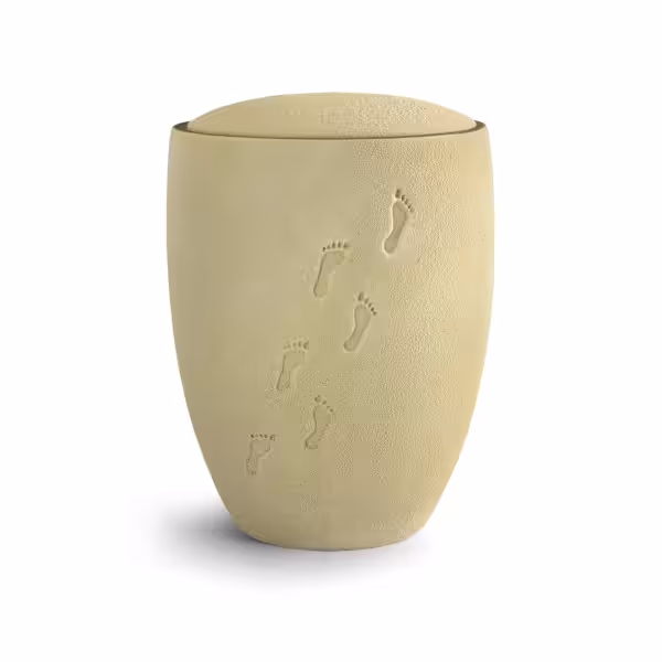 Eine Urne aus Keramik im Stil "Spuren im Sand"